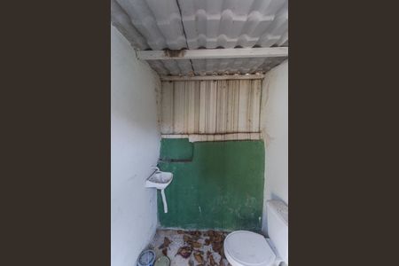 Casa à venda com 85m², 2 quartos e 4 vagas Casa à venda com 85m², 2 quartos e 4 vagasBanheiro de serviço