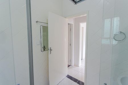 Casa à venda com 85m², 2 quartos e 4 vagas Casa à venda com 85m², 2 quartos e 4 vagasBanheiro Social