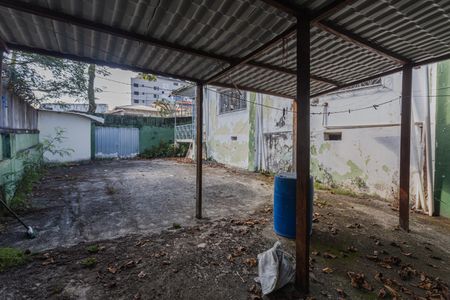 Casa à venda com 85m², 2 quartos e 4 vagas Casa à venda com 85m², 2 quartos e 4 vagasGaragem