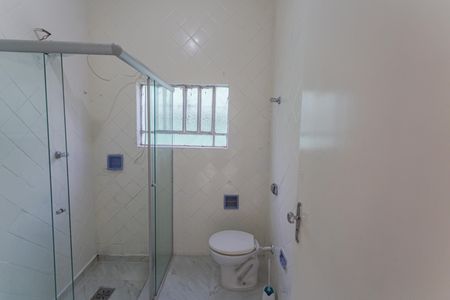 Casa à venda com 85m², 2 quartos e 4 vagas Casa à venda com 85m², 2 quartos e 4 vagasBanheiro Social