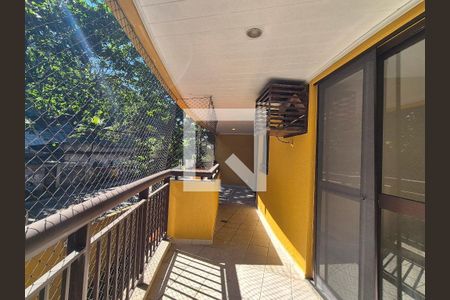 Apartamento à venda com 80m², 2 quartos e 2 vagas Apartamento à venda com 80m², 2 quartos e 2 vagasVaranda