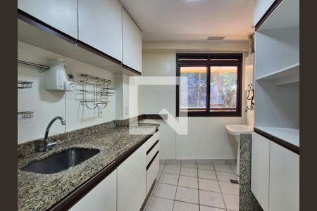 Apartamento à venda com 80m², 2 quartos e 2 vagas Apartamento à venda com 80m², 2 quartos e 2 vagasCozinha