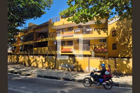 Apartamento à venda com 80m², 2 quartos e 2 vagas Apartamento à venda com 80m², 2 quartos e 2 vagasFachada