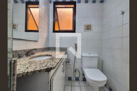 Apartamento à venda com 80m², 2 quartos e 2 vagas Apartamento à venda com 80m², 2 quartos e 2 vagasBanheiro