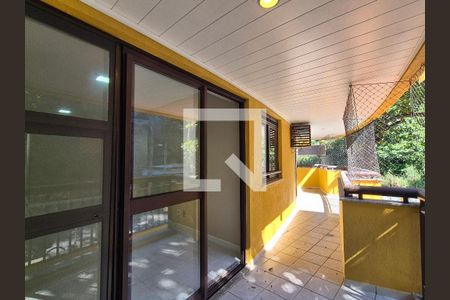 Apartamento à venda com 80m², 2 quartos e 2 vagas Apartamento à venda com 80m², 2 quartos e 2 vagasVaranda