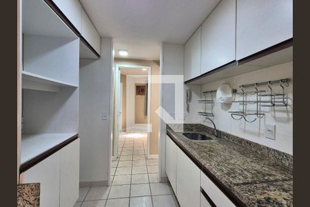 Apartamento à venda com 80m², 2 quartos e 2 vagas Apartamento à venda com 80m², 2 quartos e 2 vagasCozinha
