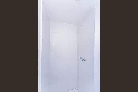 Apartamento à venda com 39m², 2 quartos e 1 vaga Apartamento à venda com 39m², 2 quartos e 1 vagaBanheiro