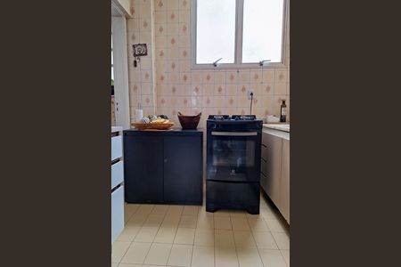 Apartamento para alugar com 138m², 2 quartos e 1 vaga Apartamento para alugar com 138m², 2 quartos e 1 vagaCozinha