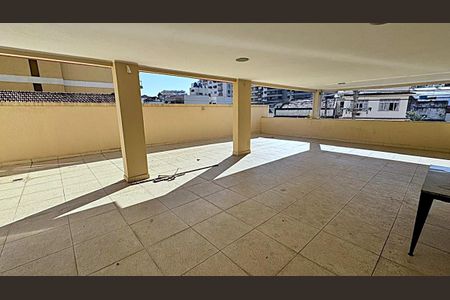 Apartamento à venda com 67m², 2 quartos e 2 vagas Apartamento à venda com 67m², 2 quartos e 2 vagasÁrea comum - Playground