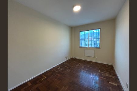 Apartamento à venda com 67m², 2 quartos e 2 vagasQuarto 1