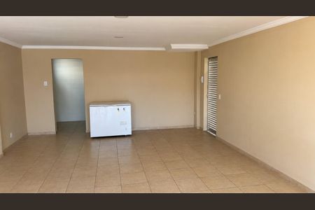 Apartamento à venda com 67m², 2 quartos e 2 vagas Apartamento à venda com 67m², 2 quartos e 2 vagasÁrea comum - Salão de festas
