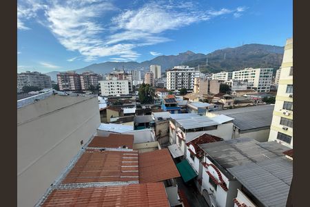 Apartamento à venda com 67m², 2 quartos e 2 vagasVista da Área de Serviço