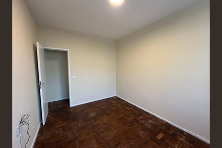 Apartamento à venda com 67m², 2 quartos e 2 vagasQuarto 1