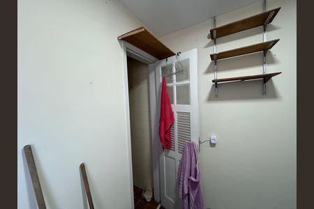 Apartamento à venda com 67m², 2 quartos e 2 vagasQuarto de Serviço