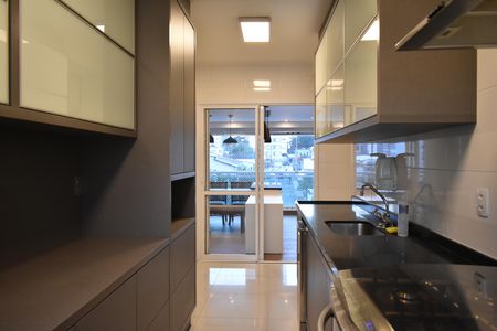 Apartamento para alugar com 167m², 4 quartos e 3 vagasCozinha