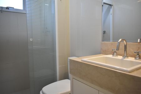 Apartamento para alugar com 167m², 4 quartos e 3 vagasBanheiro Social