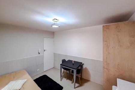 Studio para alugar com 30m², 1 quarto e sem vaga Studio para alugar com 30m², 1 quarto e sem vagaSala/Quarto