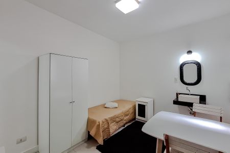 Studio para alugar com 30m², 1 quarto e sem vagaSala/Quarto