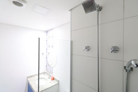 Apartamento para alugar com 67m², 2 quartos e 2 vagasBanheiro Social