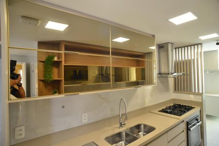 Apartamento à venda com 170m², 3 quartos e 2 vagasCozinha