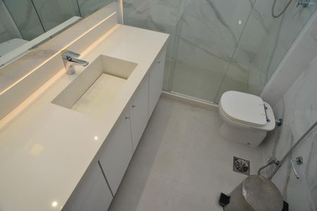 Apartamento à venda com 170m², 3 quartos e 2 vagasBanheiro Social