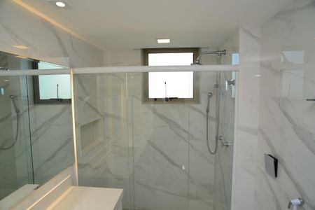 Apartamento à venda com 170m², 3 quartos e 2 vagasBanheiro Social