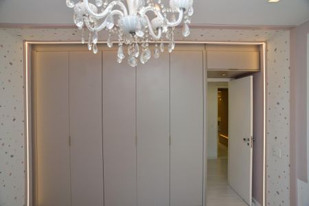 Apartamento à venda com 170m², 3 quartos e 2 vagasQuarto 1