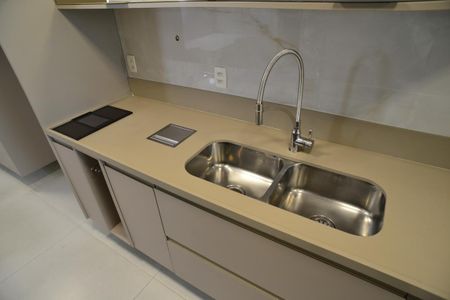 Apartamento à venda com 170m², 3 quartos e 2 vagasCozinha