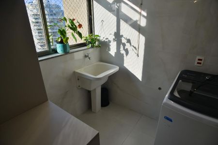 Apartamento à venda com 170m², 3 quartos e 2 vagasÁrea de Serviço