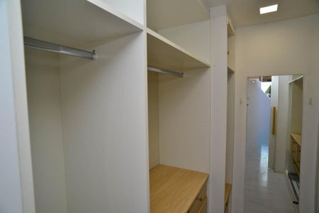 Apartamento à venda com 170m², 3 quartos e 2 vagasCloset