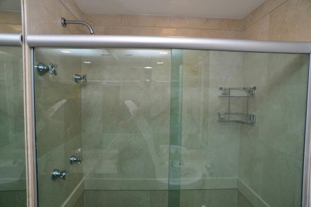 Apartamento à venda com 170m², 3 quartos e 2 vagasBanheiro Social