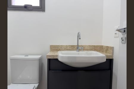 Studio para alugar com 33m², 1 quarto e sem vaga Studio para alugar com 33m², 1 quarto e sem vagaBanheiro