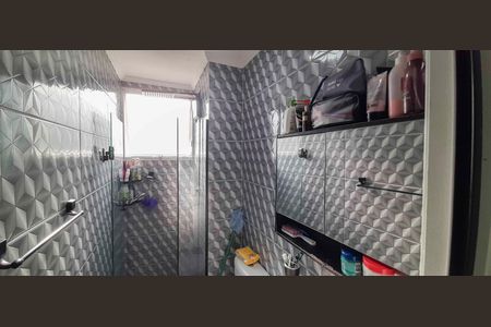 Apartamento à venda com 42m², 2 quartos e 1 vaga Apartamento à venda com 42m², 2 quartos e 1 vagaBanheiro