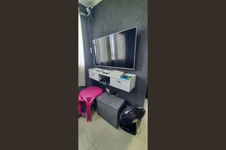 Apartamento à venda com 42m², 2 quartos e 1 vaga Apartamento à venda com 42m², 2 quartos e 1 vagaSala
