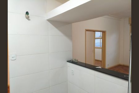 Sala de apartamento para alugar com 2 quartos, 68m² em Centro, Petrópolis