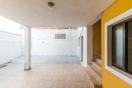 Casa para alugar com 150m², 1 quarto e 1 vagaQuintal