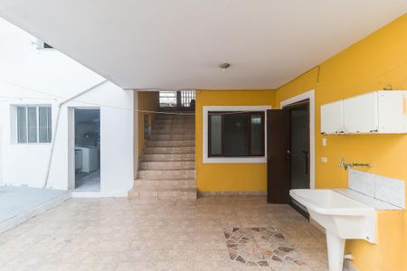 Casa para alugar com 150m², 1 quarto e 1 vagaQuintal