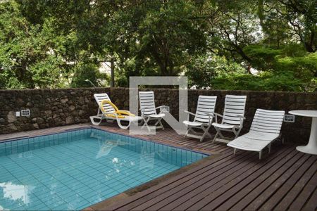 Apartamento à venda com 100m², 3 quartos e 2 vagasPiscina