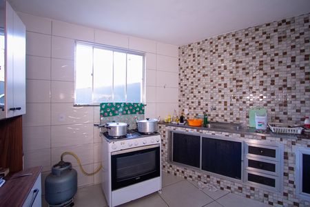 Casa para alugar com 360m², 3 quartos e sem vaga Casa para alugar com 360m², 3 quartos e sem vagaCozinha 2