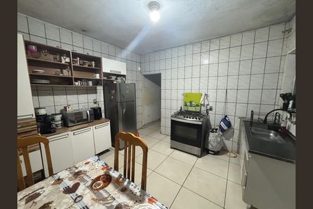 Cozinha  de casa para alugar com 2 quartos, 120m² em Vila Cardoso Franco, São Paulo