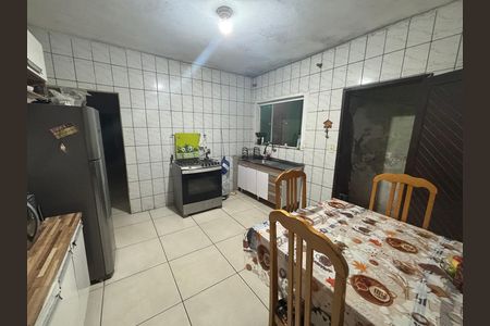 Cozinha  de casa para alugar com 2 quartos, 120m² em Vila Cardoso Franco, São Paulo