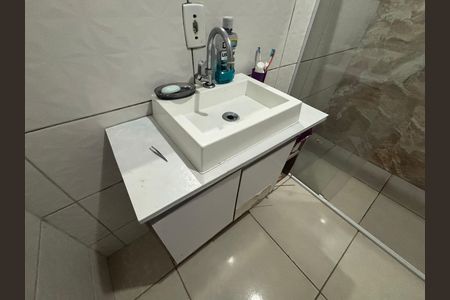 Casa para alugar com 120m², 2 quartos e 2 vagas Casa para alugar com 120m², 2 quartos e 2 vagasBanheiro