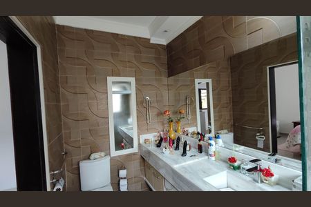 Casa para alugar com 200m², 3 quartos e 4 vagas Casa para alugar com 200m², 3 quartos e 4 vagasBanheiro da Suíte
