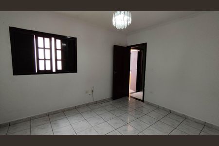 Casa para alugar com 200m², 3 quartos e 4 vagas Casa para alugar com 200m², 3 quartos e 4 vagasQuarto 3 (edícula)