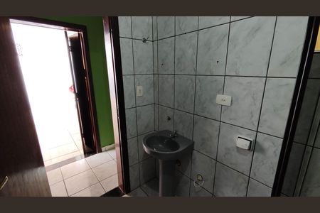Casa para alugar com 200m², 3 quartos e 4 vagas Casa para alugar com 200m², 3 quartos e 4 vagasBanheiro 2 (edícula)