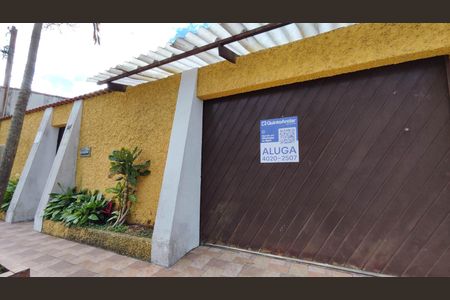 Casa para alugar com 200m², 3 quartos e 4 vagas Casa para alugar com 200m², 3 quartos e 4 vagasFachada