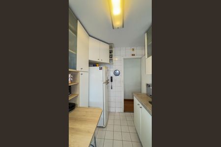 Apartamento para alugar com 78m², 3 quartos e 1 vaga Apartamento para alugar com 78m², 3 quartos e 1 vagaCozinha e Área de Serviço