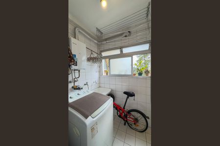 Apartamento para alugar com 78m², 3 quartos e 1 vaga Apartamento para alugar com 78m², 3 quartos e 1 vagaCozinha e Área de Serviço