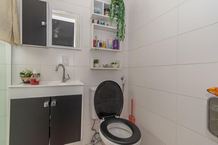 Banheiro da Suíte  de apartamento para alugar com 2 quartos, 60m² em Viva Vista, Sumaré