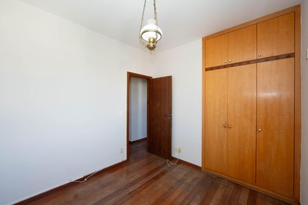 Apartamento à venda com 100m², 3 quartos e 2 vagas Apartamento à venda com 100m², 3 quartos e 2 vagasQUARTO2